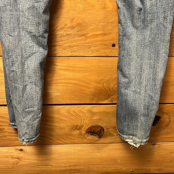 Maurices Women’s Mid Rise Straight Jeans Size 9/10 Long Blue Medium Wash Denim‎ - Picture 8 of 8